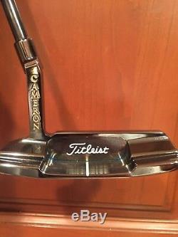 2002 Scotty Cameron Holiday Newport 2 Limited 35 inch Putter W Candy Cane Hdcvr