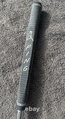 2024 Scotty Cameron Super Select Newport 34 Putter With Sugar Skull Golf Headcove