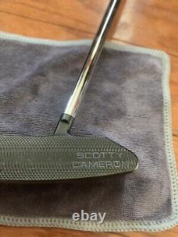 CLEAN Scotty Cameron Select Newport 2.6 Putter 34 with Rare Dancing Scotty Grip