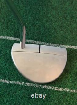 NEW Scotty Cameron Futura 5MB Putter 33 RH withHC