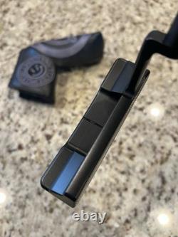 Scotty Cameron 2013 Black Newport 2 Custom Shop 34 Putter & Go Getter Headcover