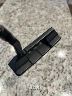Scotty Cameron 2013 Black Newport 2 Custom Shop 34 Putter & Go Getter Headcover