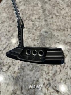 Scotty Cameron 2013 Black Newport 2 Custom Shop 34 Putter & Go Getter Headcover