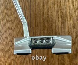 Scotty Cameron 2024 Phantom 5.5 Putter 35 in with HC