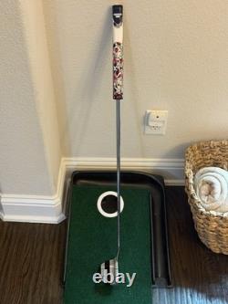 Scotty Cameron 2025 Studio Style Fastback Putter 35'' RH