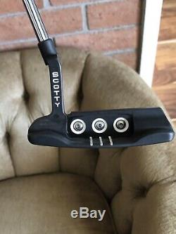 Scotty Cameron Button Back Putter Lounge