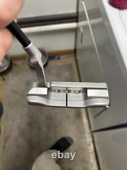 Scotty Cameron CAMERON & CROWN Newport RH 32.5 Inches Brand New Grip And Shaft