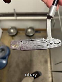 Scotty Cameron CAMERON & CROWN Newport RH 32.5 Inches Brand New Grip And Shaft