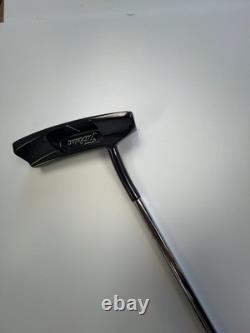 Scotty Cameron California Hollywood 35 Right-Handed Golf Club Custom Color