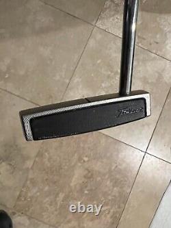 Scotty Cameron Futura 5W 35 Putter Excellent condition with headcover