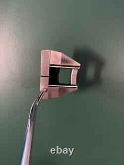 Scotty Cameron Futura 7m Putter 34 with HC & Brand New Super Stroke Grip