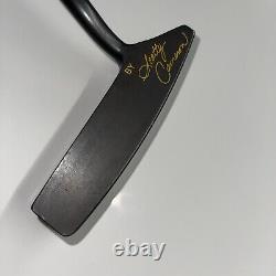 Scotty Cameron Mizuno M-200, The Reason Putter, 34 length, Designer cover