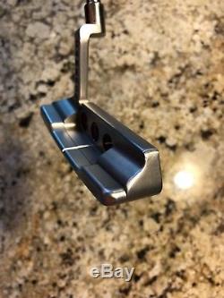 Scotty Cameron Newport 2 Circle T Used 34 Men's RH withCustom Shop Headcover