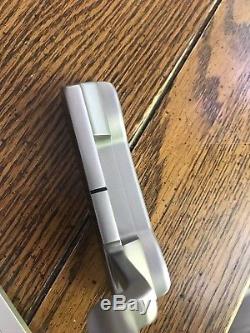 Scotty Cameron Newport Button Back 34 With Headcover