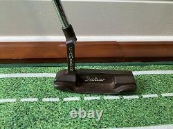 Scotty Cameron Newport Putter with UST Frequency Filter Shaft Flat Cat Grip