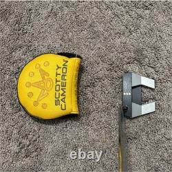 Scotty Cameron Phantom 5.5 RH 34 in. With Grip Headcover