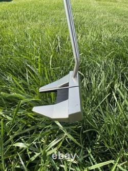 Scotty Cameron Phantom 7.5 Putter with Stability Carbon shaft. Rare build