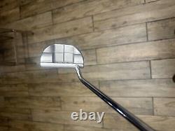 Scotty Cameron Select Fastback putter used 32 inch