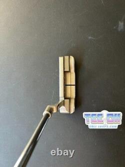 Scotty Cameron Select Newport Steel Regular Flex Dancing Letters Grip RH