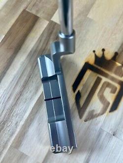 Scotty Cameron Special Select Newport 2 Fighting Irish Themed 34 RH with HC