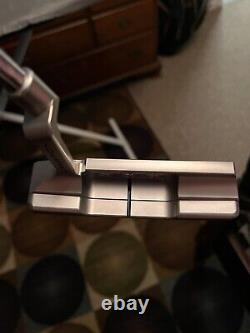 Scotty Cameron Special Select Newport 2 putter 33 RH Mint Condition! WithHC