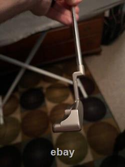 Scotty Cameron Special Select Newport 2 putter 33 RH Mint Condition! WithHC
