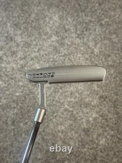 Scotty Cameron Special Select Newport Right-Handed Putter 34 U22