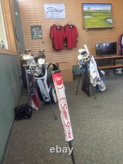 Scotty Cameron Super Select Newport Blade Putter RH 34'. SuperStroke grip