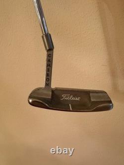Scotty Cameron Titleist Pro Platinum Putter 35 MidSlant Newport Headcover/Divot