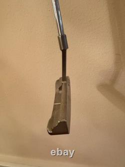 Scotty Cameron Titleist Pro Platinum Putter 35 MidSlant Newport Headcover/Divot