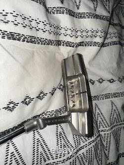 Scotty cameron putter newport 2