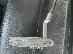 Titleist Scotty Cameron Crown Newport / 33 Inches