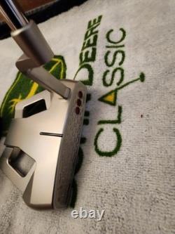 Titleist Scotty Cameron Phantom 9.2R Putter
