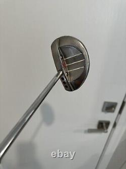 Titleist Scotty Cameron Red X2 Center Shafted 3 Dot Putter 33 Inches (RH)